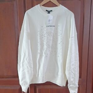 Forever 21 Cream Capricorn Sweatshirt